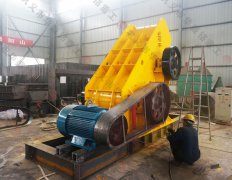 選購雙級(jí)破碎機(jī)時(shí)需要注意的事項(xiàng)